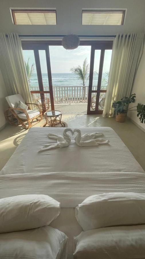 Lihinya Beach Villa อาฮานกามา ภายนอก รูปภาพ