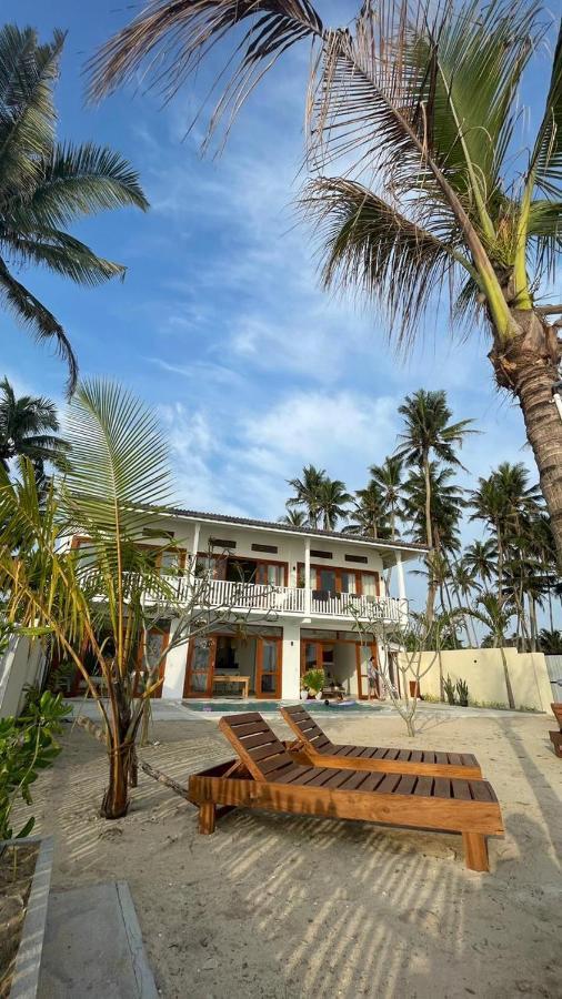 Lihinya Beach Villa อาฮานกามา ภายนอก รูปภาพ
